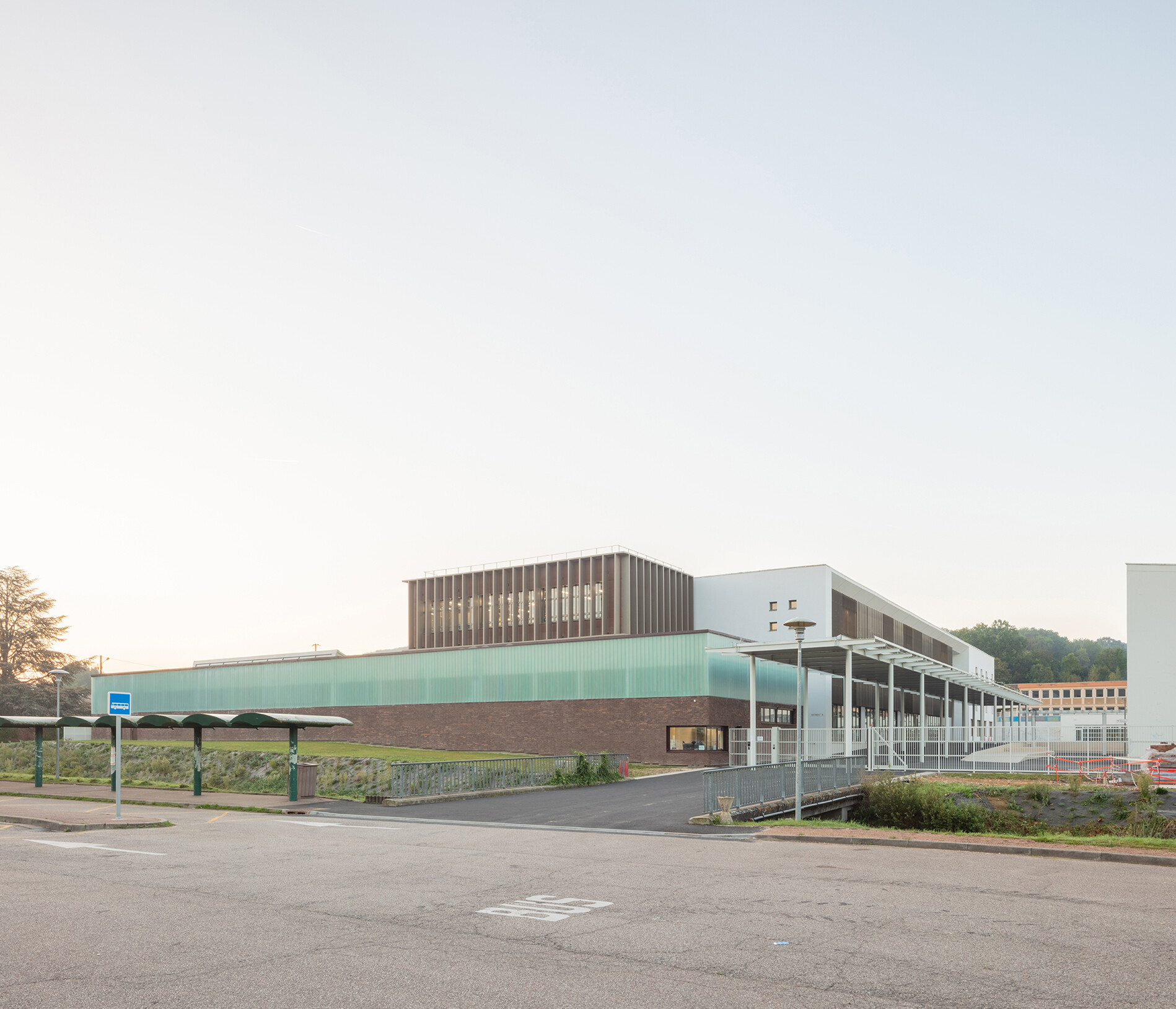 1.lyee-jean-moulin-cobalt-architectes-sd-8