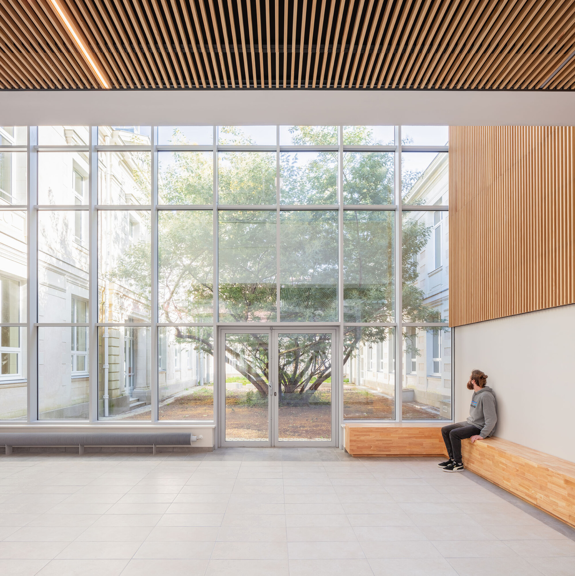 13-Cobalt-architectes-collège-800-hd-32