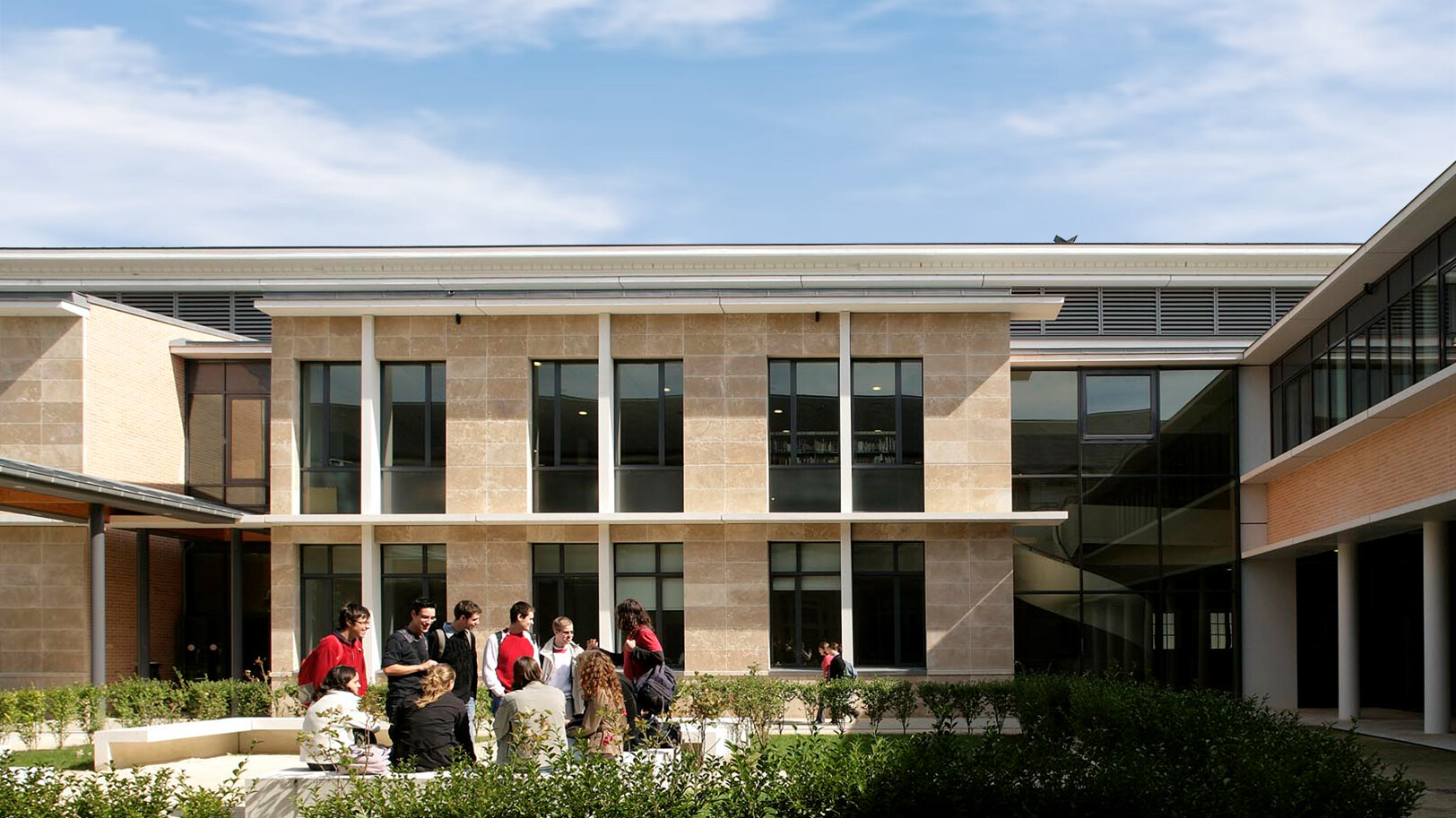 Image2_format16-9